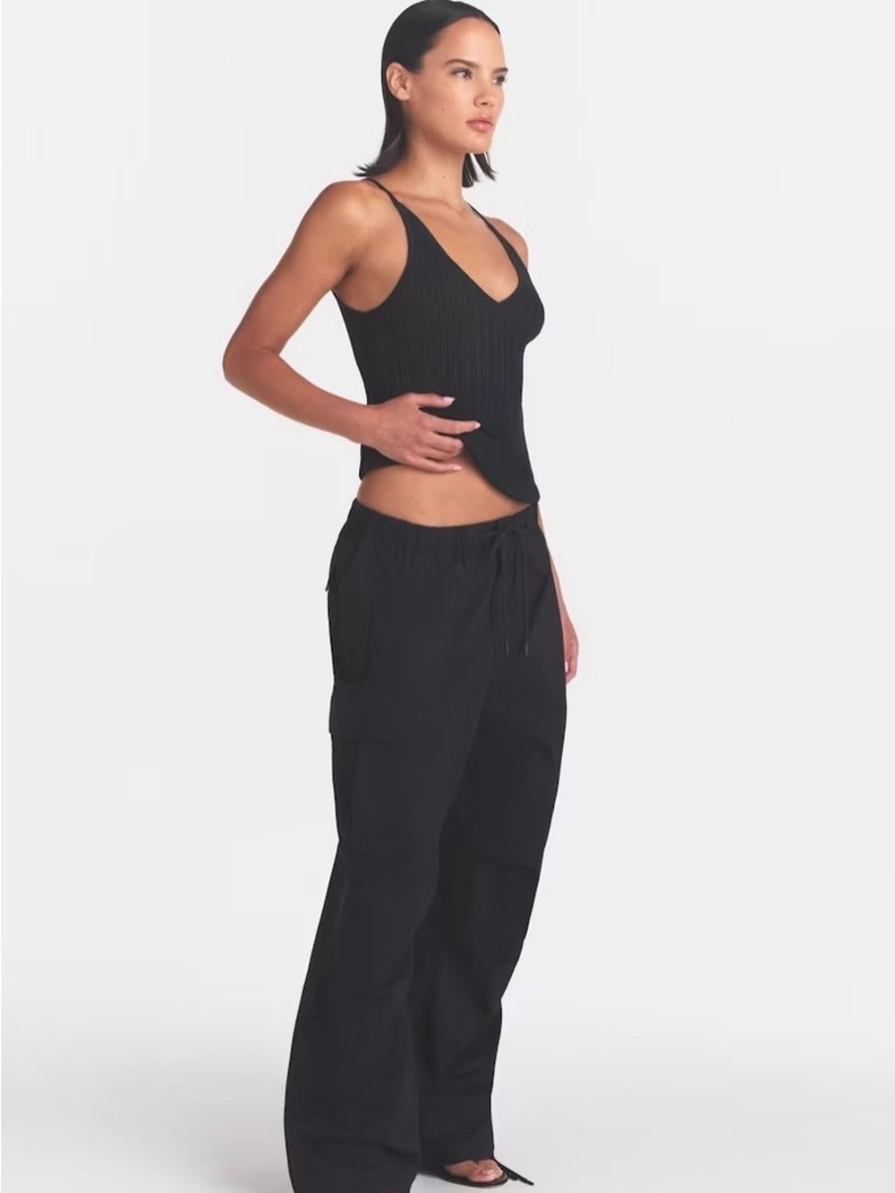 SKIMS Woven Cotton Low Rise Cargo Pants - NWT